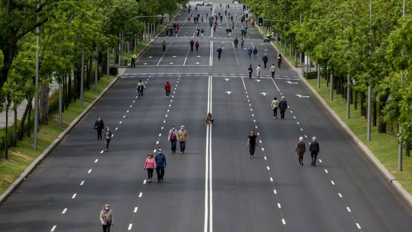Almeida elimina las 'peatonalizaciones' de las calles de Madrid para que los ciudadanos "se queden en casa"