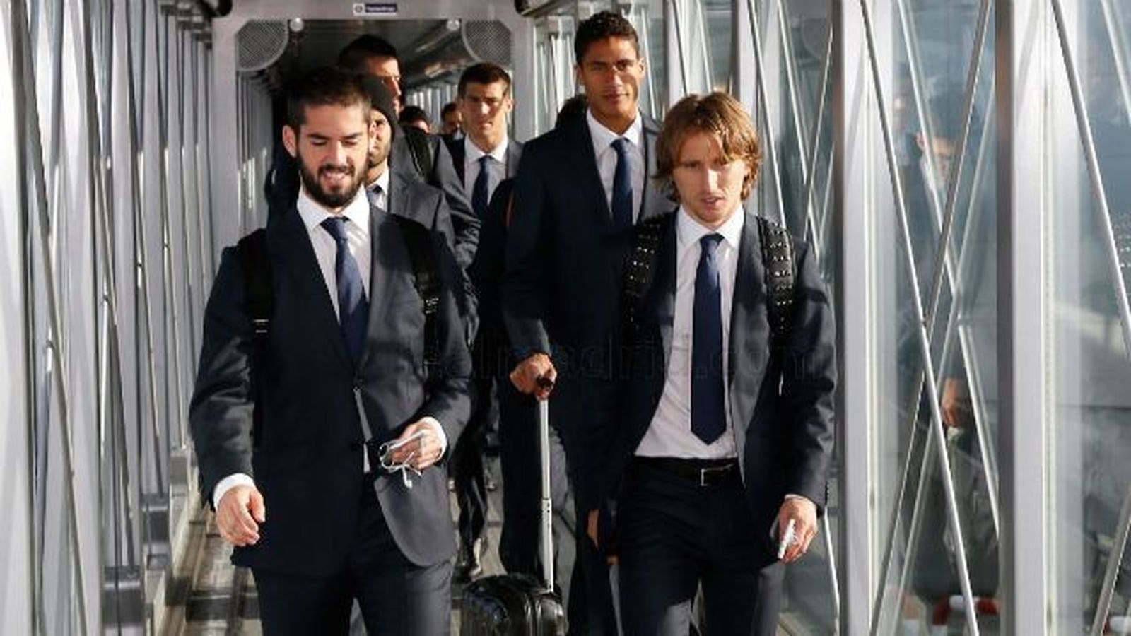 Sergio Ramos y Modric viajan a París; Benzema se queda fuera