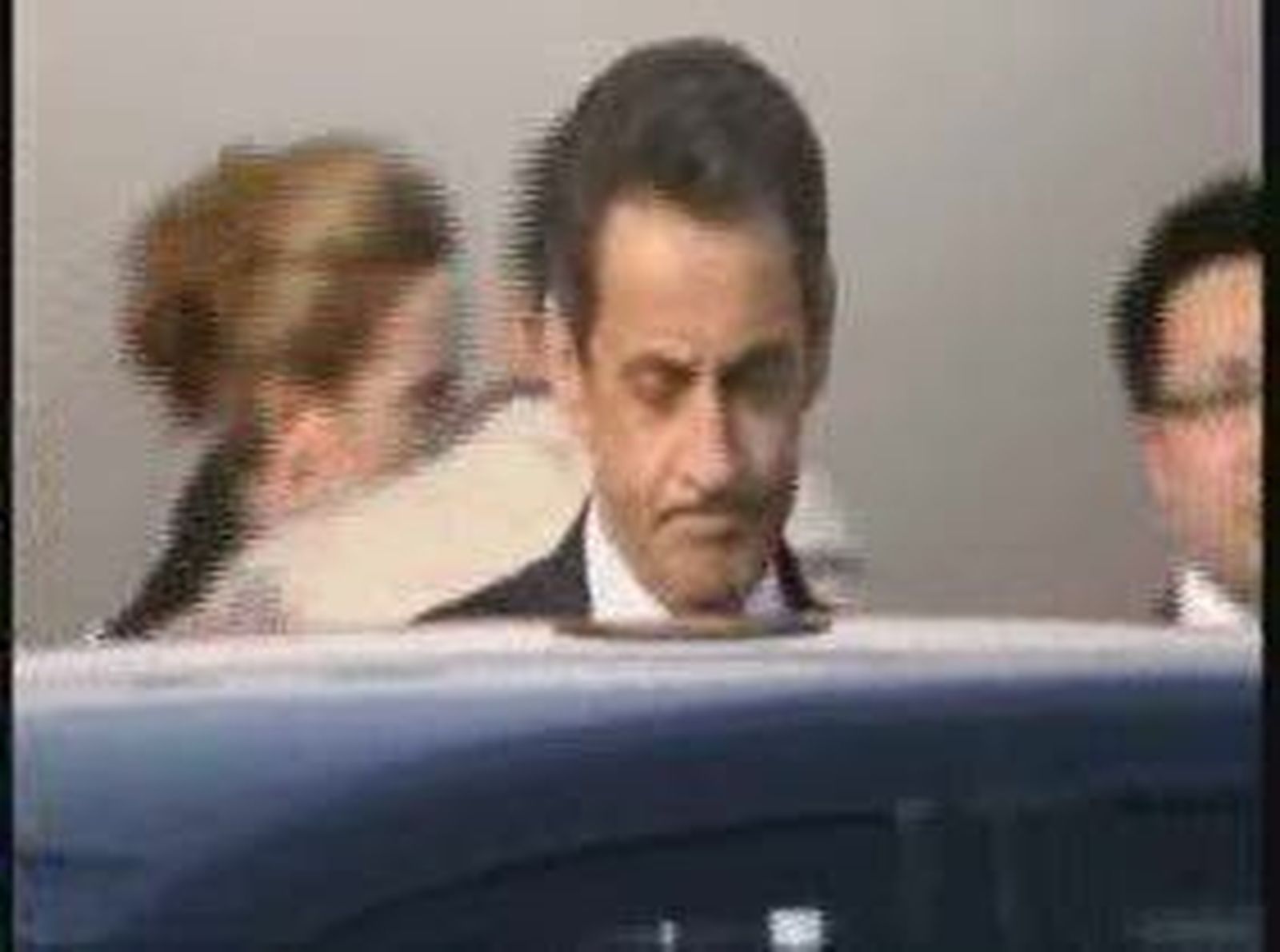 El partido de Sarkozy abre el polémico debate sobre el laicismo que acotará la práctica del Islam