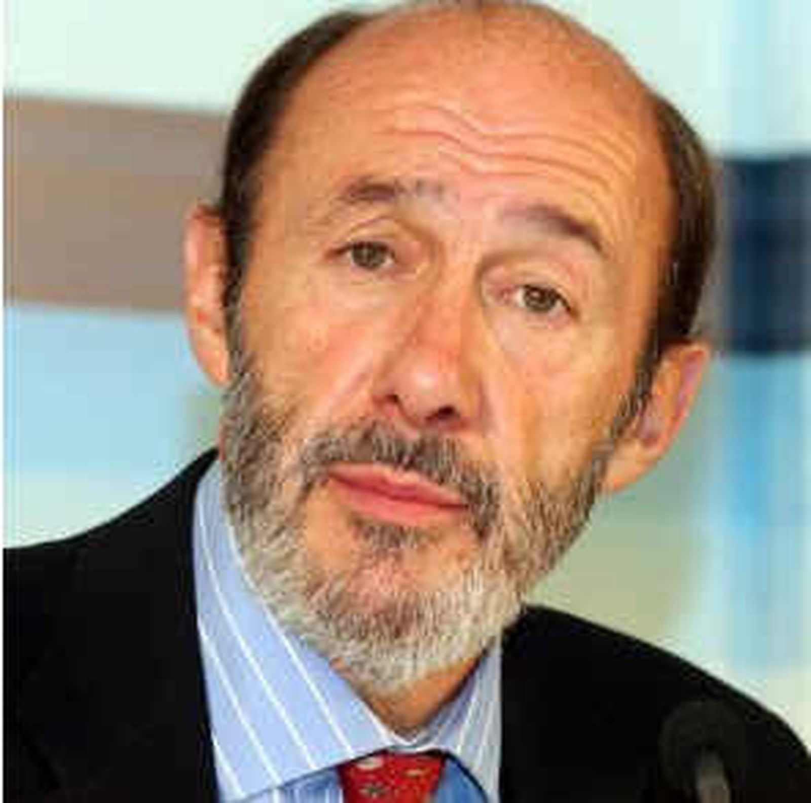 Rubalcaba, proclamado ya candidato socialista a las elecciones generales