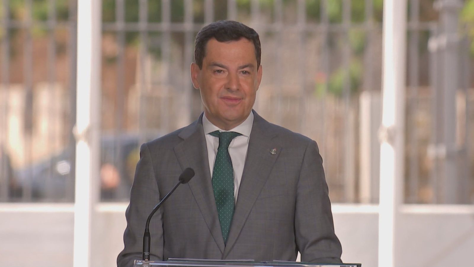 Moreno defiende el pacto con Vox apelando a la "vía andaluza"