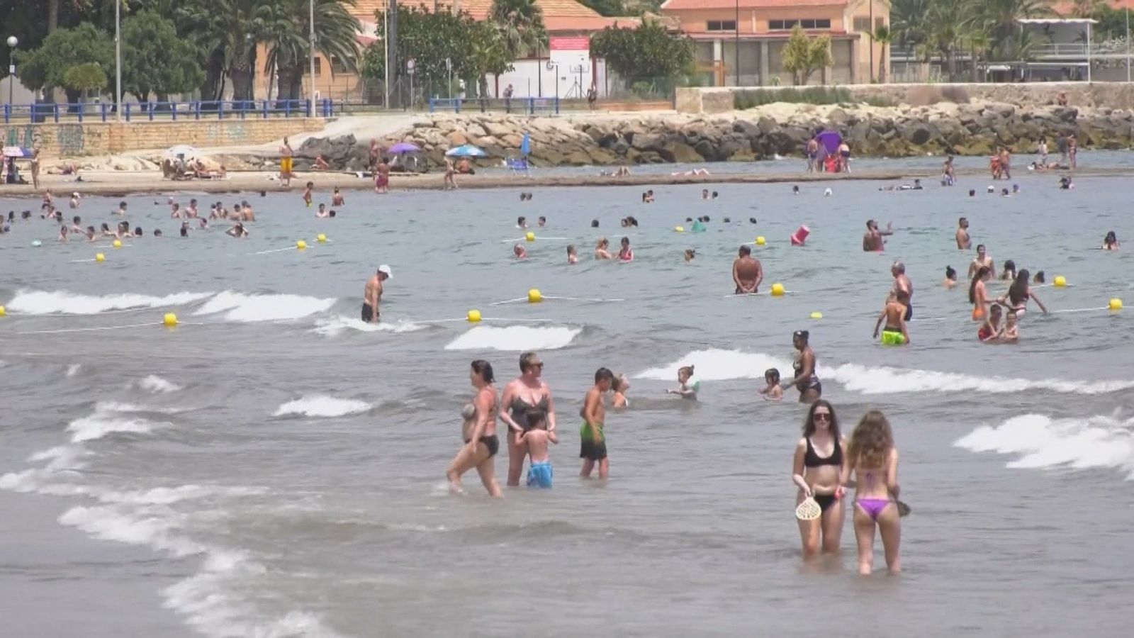Vacaciones más cortas y por España: cambian las preferencias de los españoles para este verano