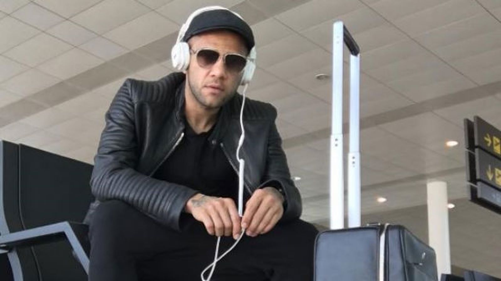 Alves seguirá en la cárcel