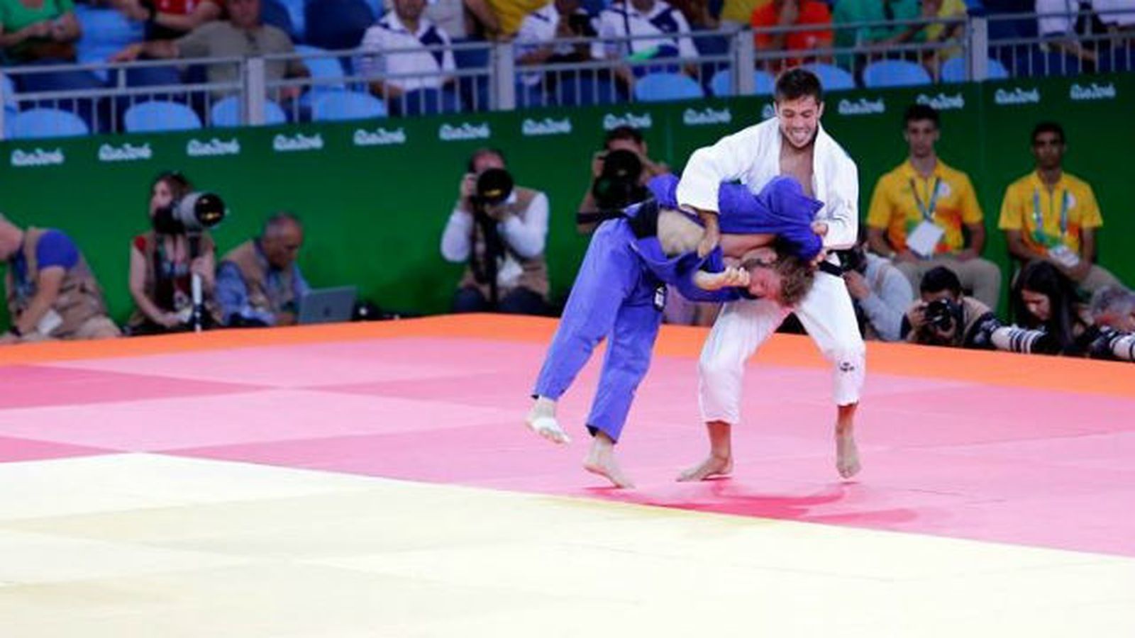 El español Garrigós cae en el primer combate ante el alemán Englmaier