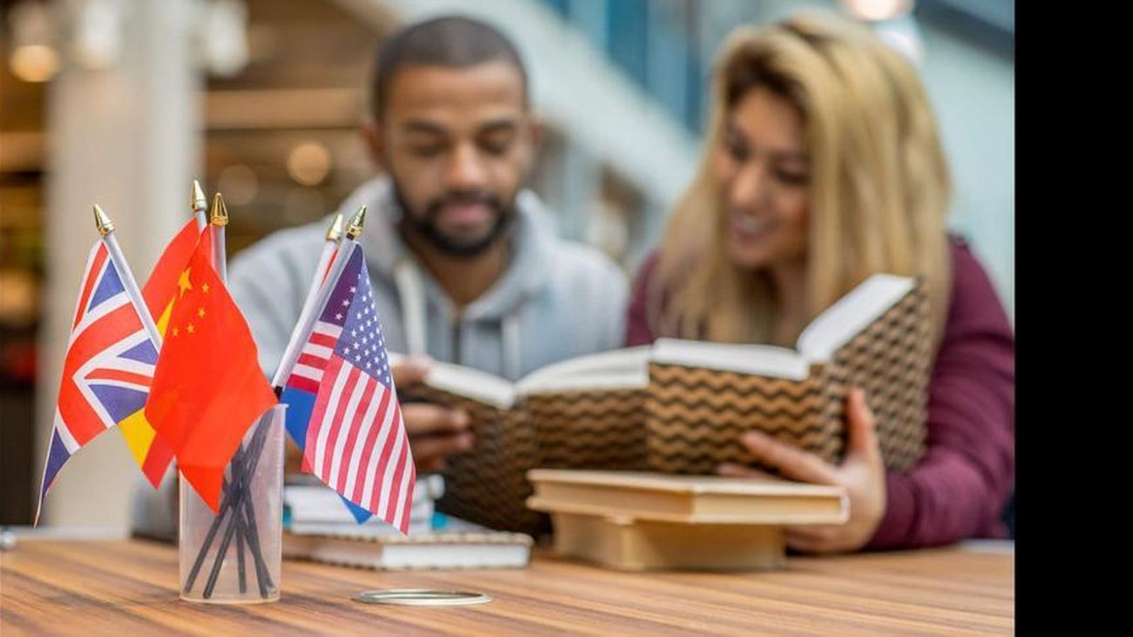 ¿Quieres trabajar como auxiliar de conversación de español en el extranjero?
