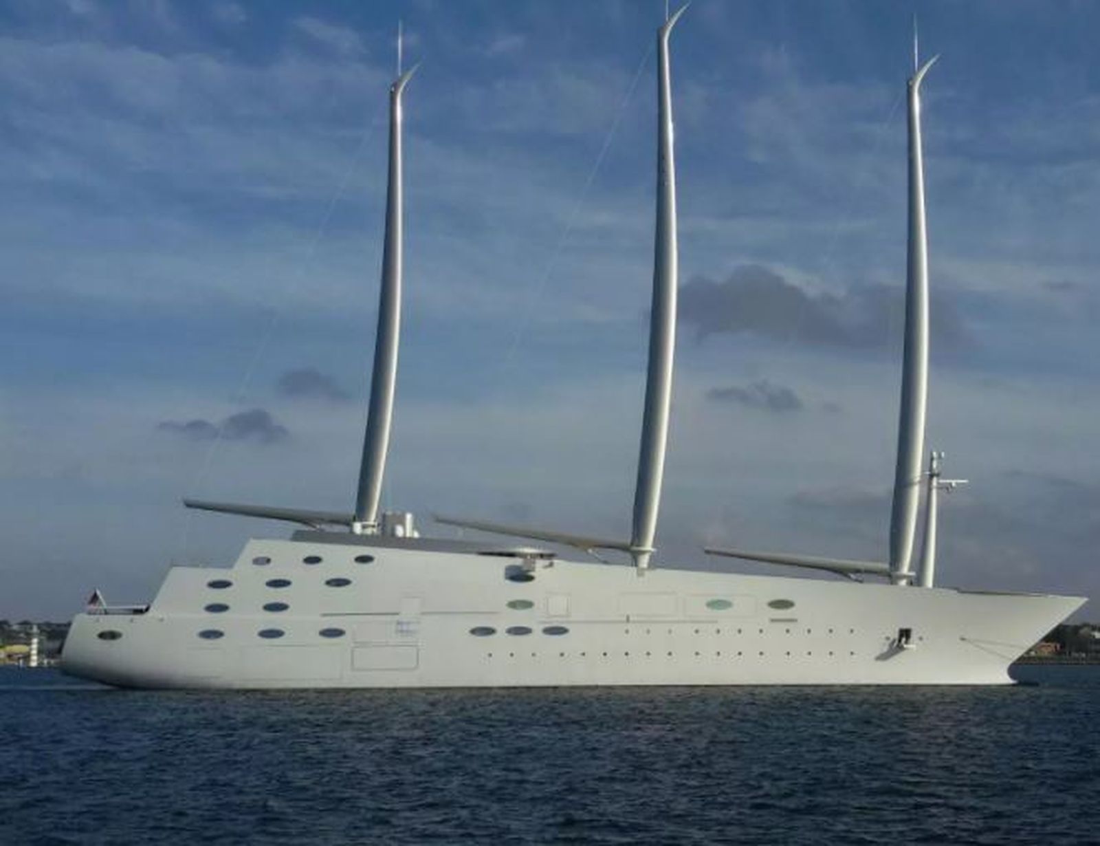 El yate a vela más grande del mundo, perteneciente al oligarca ruso Andrey Igorevich