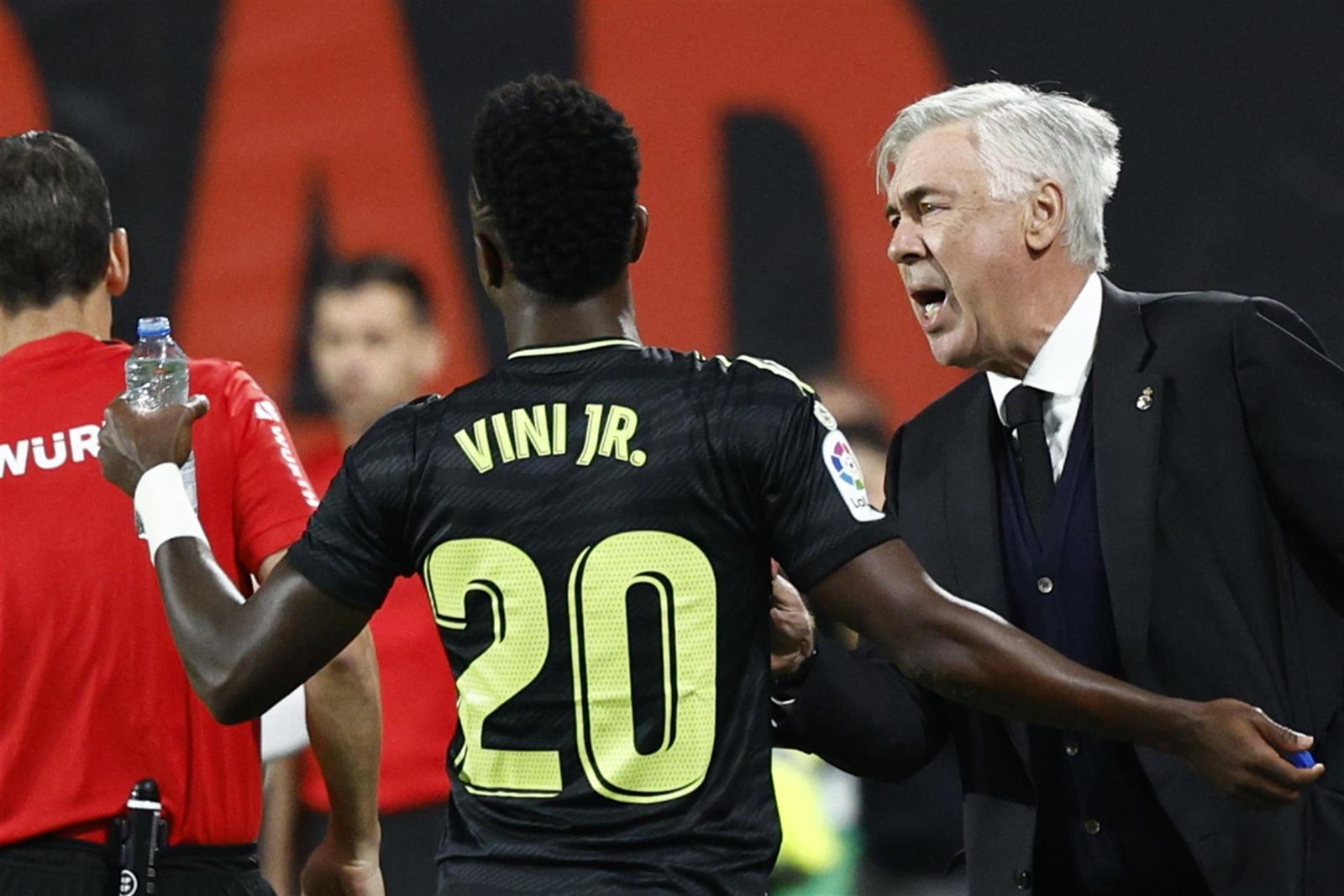 Vinicius y Ancelotti