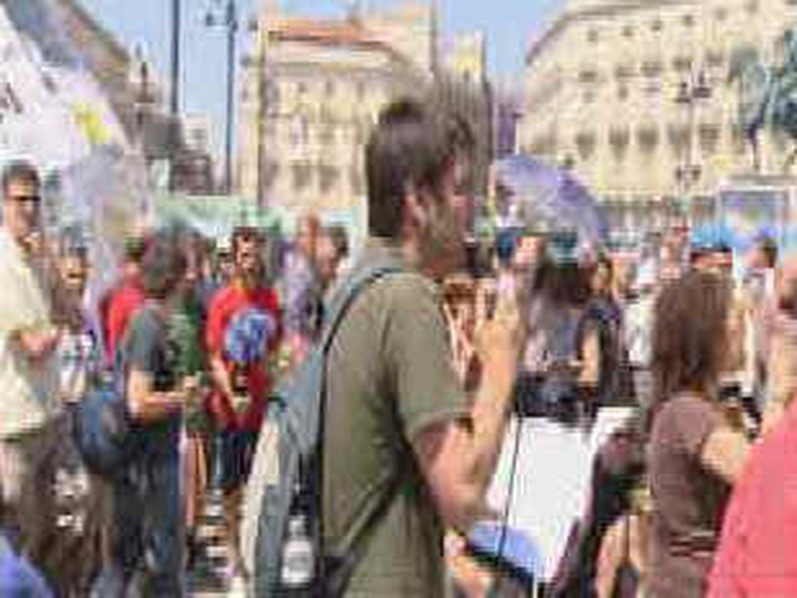 Los "indignados" quieren tomar Madrid y refundar la democracia el 17 de julio