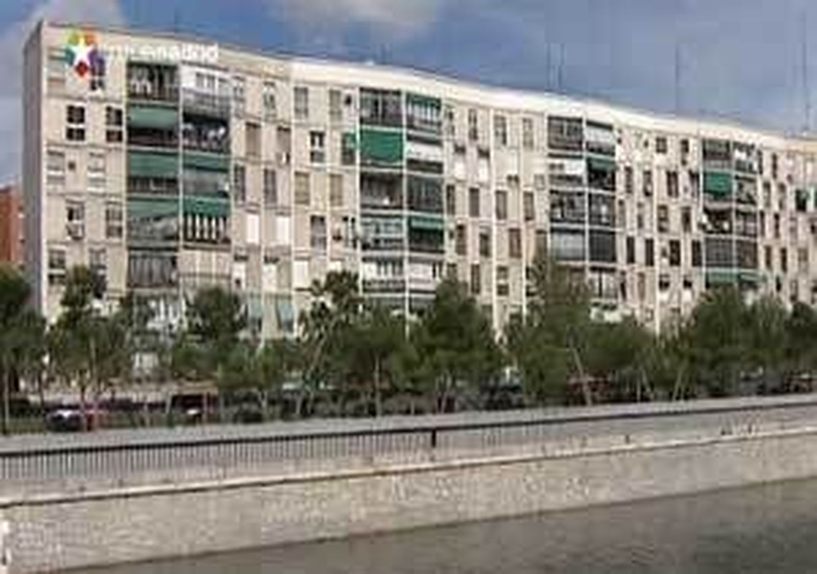 El colegio de Arquitectos plantea un plan de rehabilitación de edificios para Madrid Río