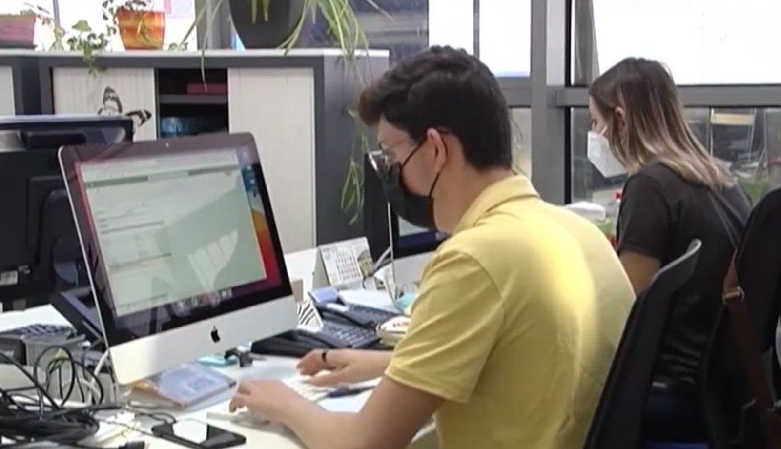 Trabajar en exceso es el principal factor de riesgo laboral