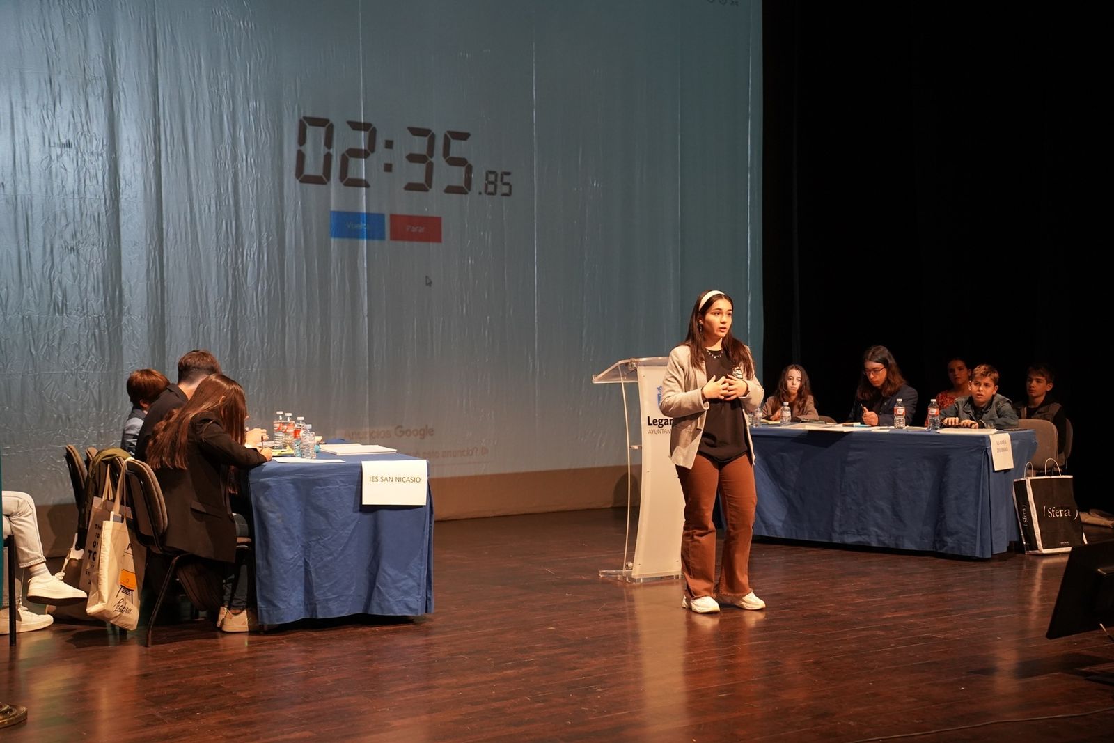 Un momento de la final de la Liga de Debate Escolar Intermunicipal, en Leganés