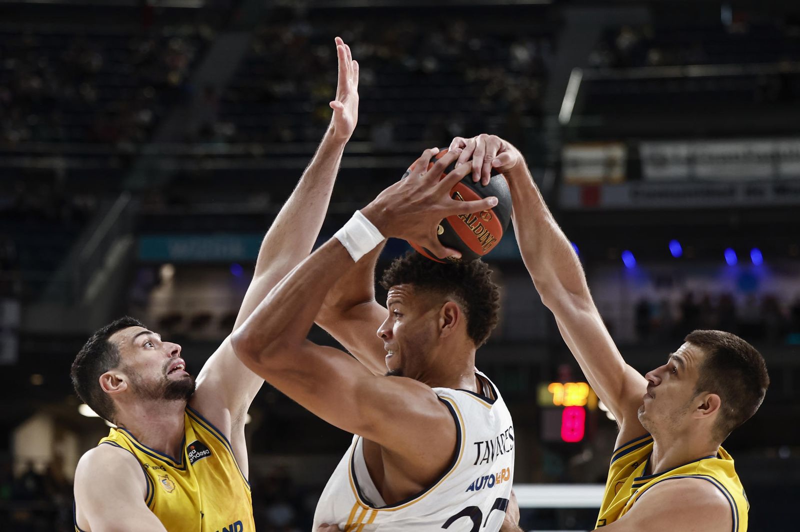 Tavares ante el Gran Canaria