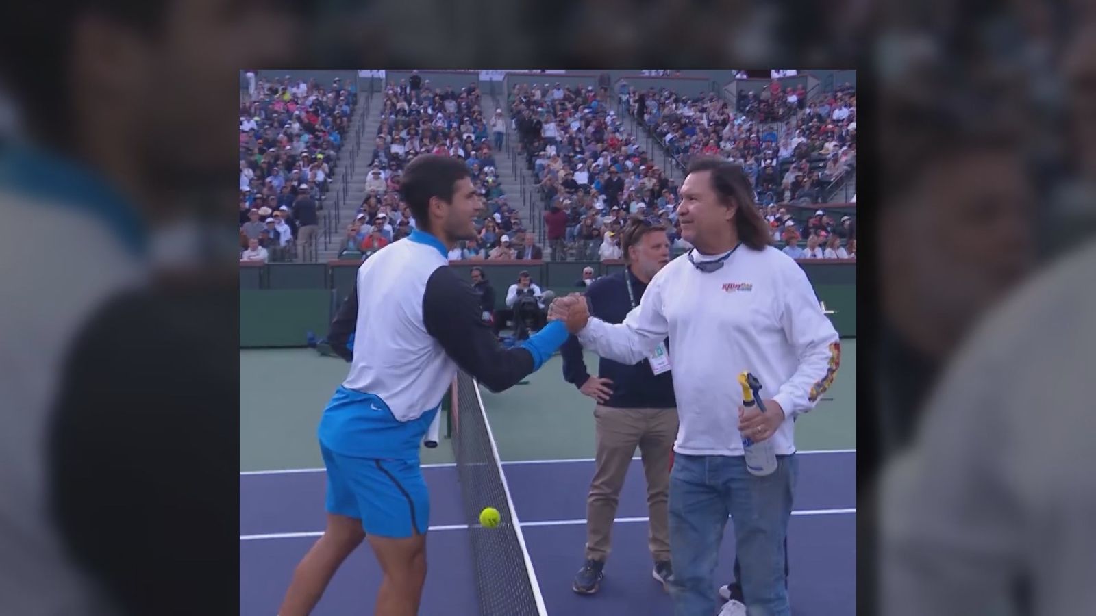 El apicultor de Indian Wells saluda a Alcaraz