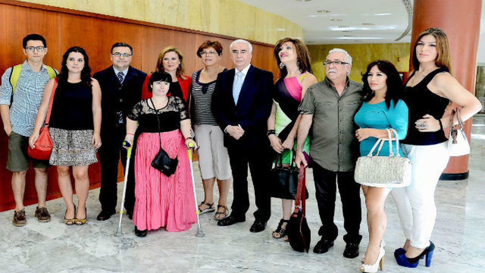 Los alumnos transexuales de Andalucía podrá elegir uniforme, nombre y aseos