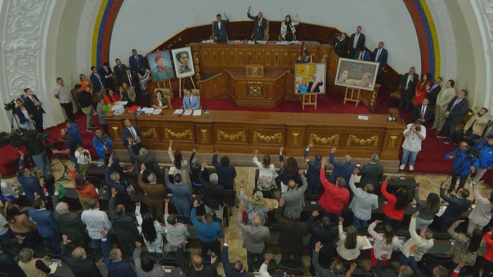 La Asamblea venezolana aprueba la ley de amnistía de presos políticos