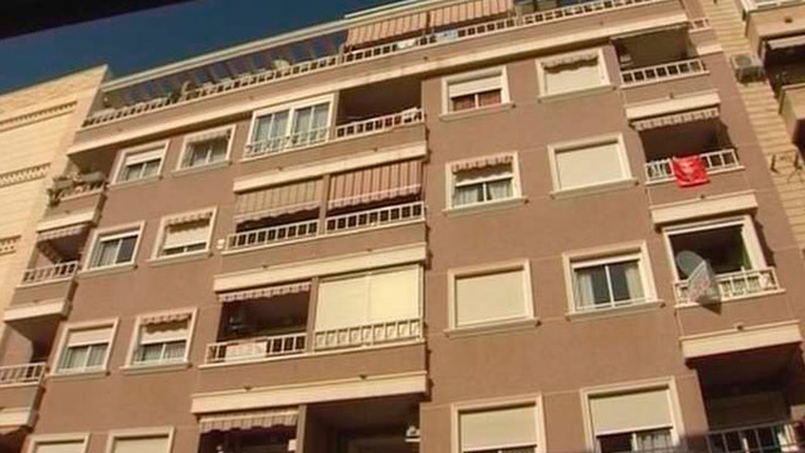 Mata a su mujer e hija, y se suicida en una vivienda de Torrevieja (Alicante)