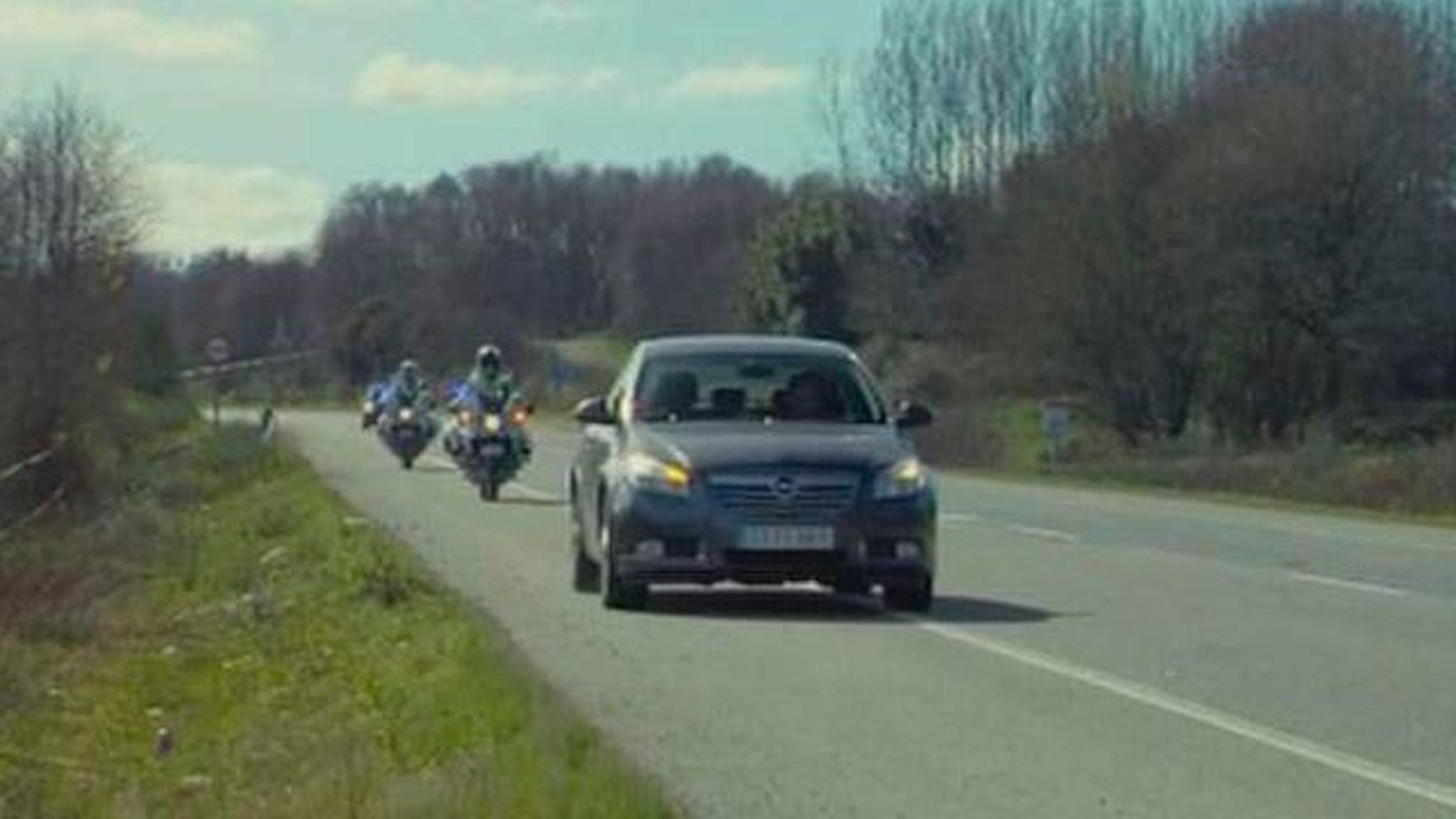 Como actuar si te da el alto la Guardia Civil en la carretera