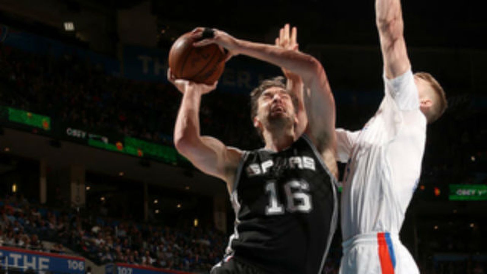 pau_gasol1003.jpg