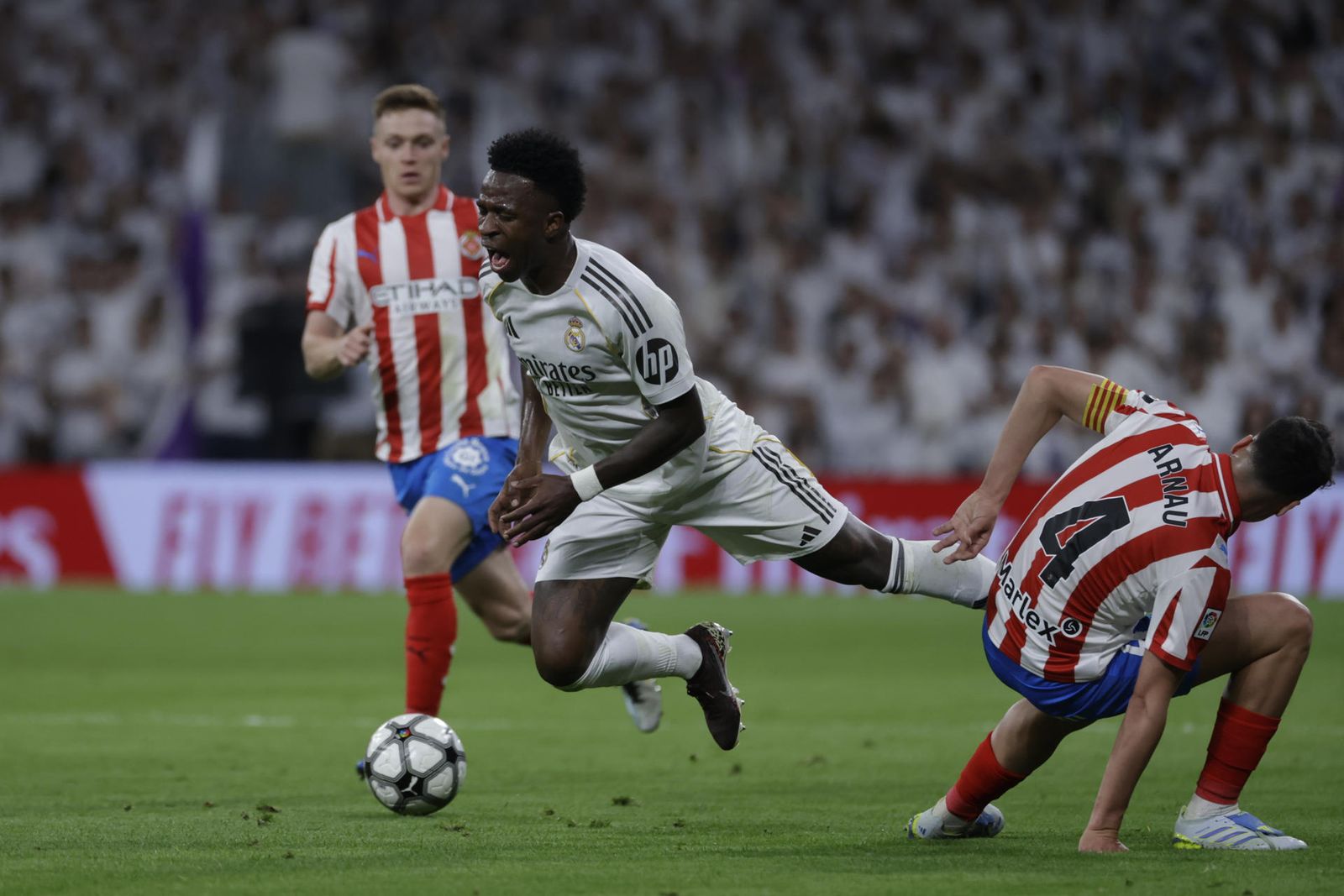 Vinicius ante el Girona