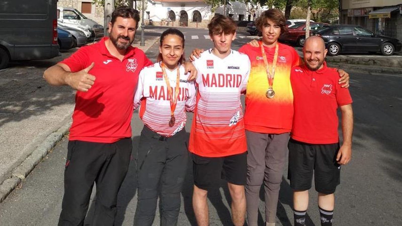 Bruno Jiménez y Kira Zamora se colgaron oro y plata