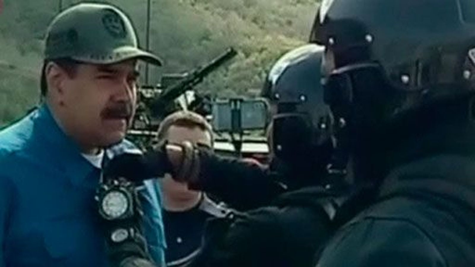 Maduro envía una carta para que medie el Papa, pero amenaza con llevar el país a una guerra civil