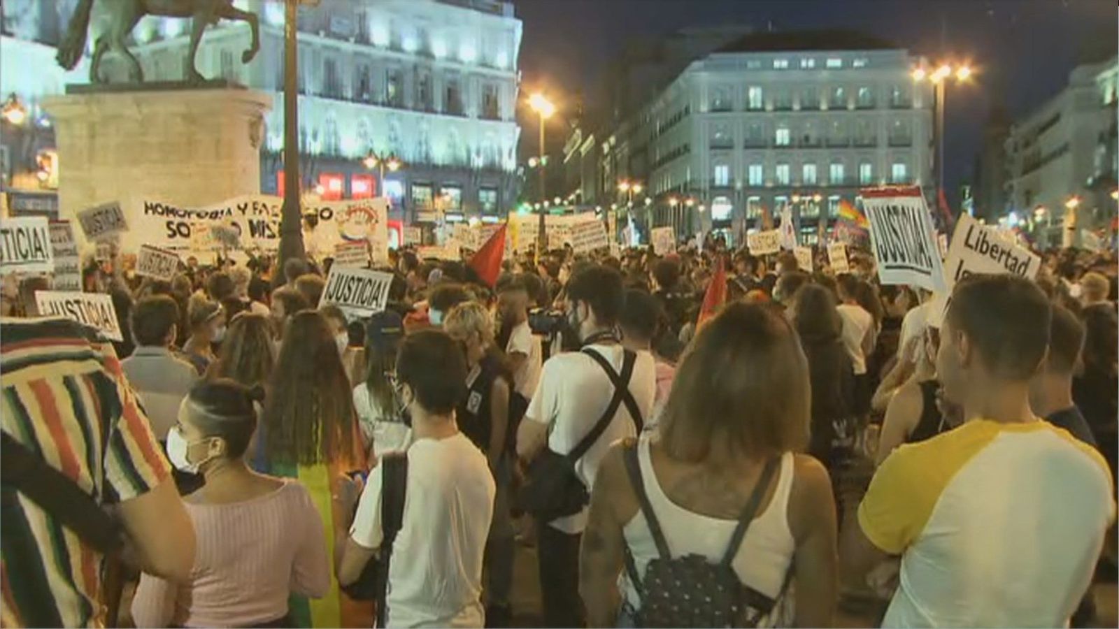 Concentración en Sol por las agresiones homófobas de los últimos días: "Nos va la vida en ello"