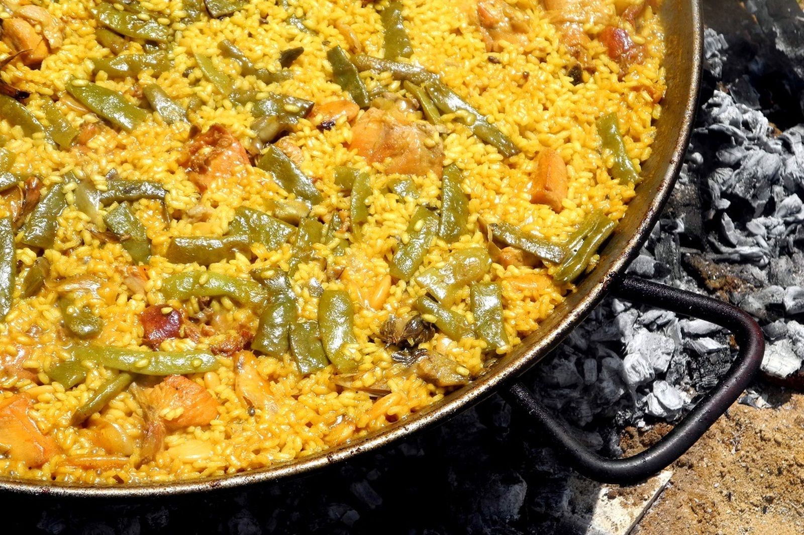 Plato a plato: la paella