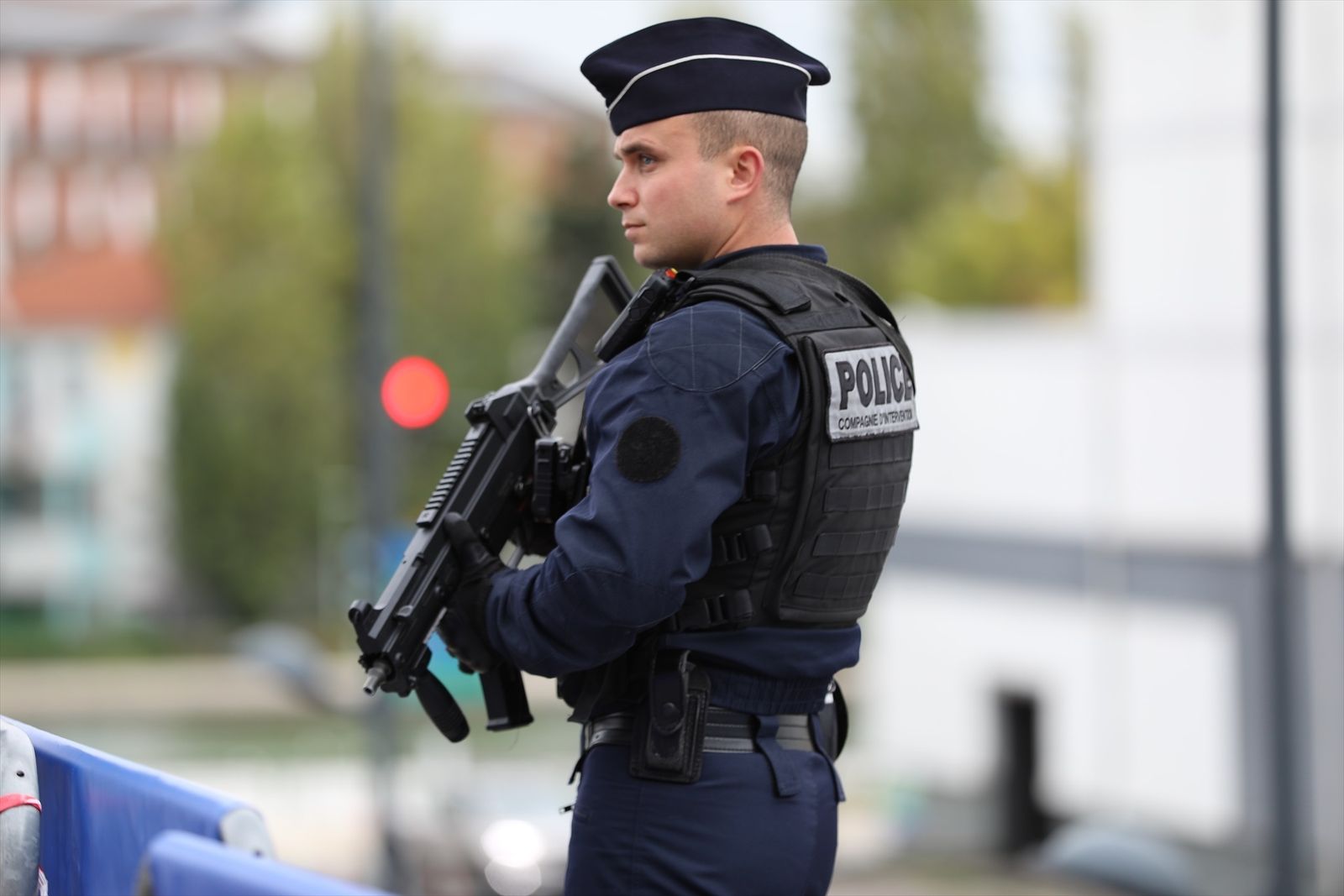Agente de la Policía francesa