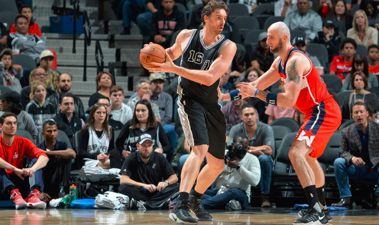 Pau Gasol ante los Wizars