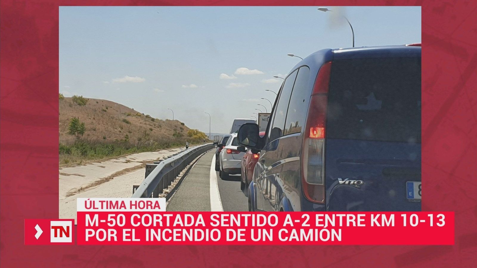 Atascos en la M-50 por el incendio de un camión