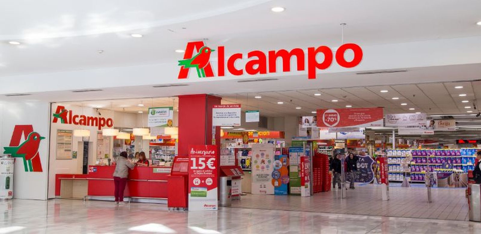 Claves para optar a 1.700 ofertas de trabajo en Alcampo este verano