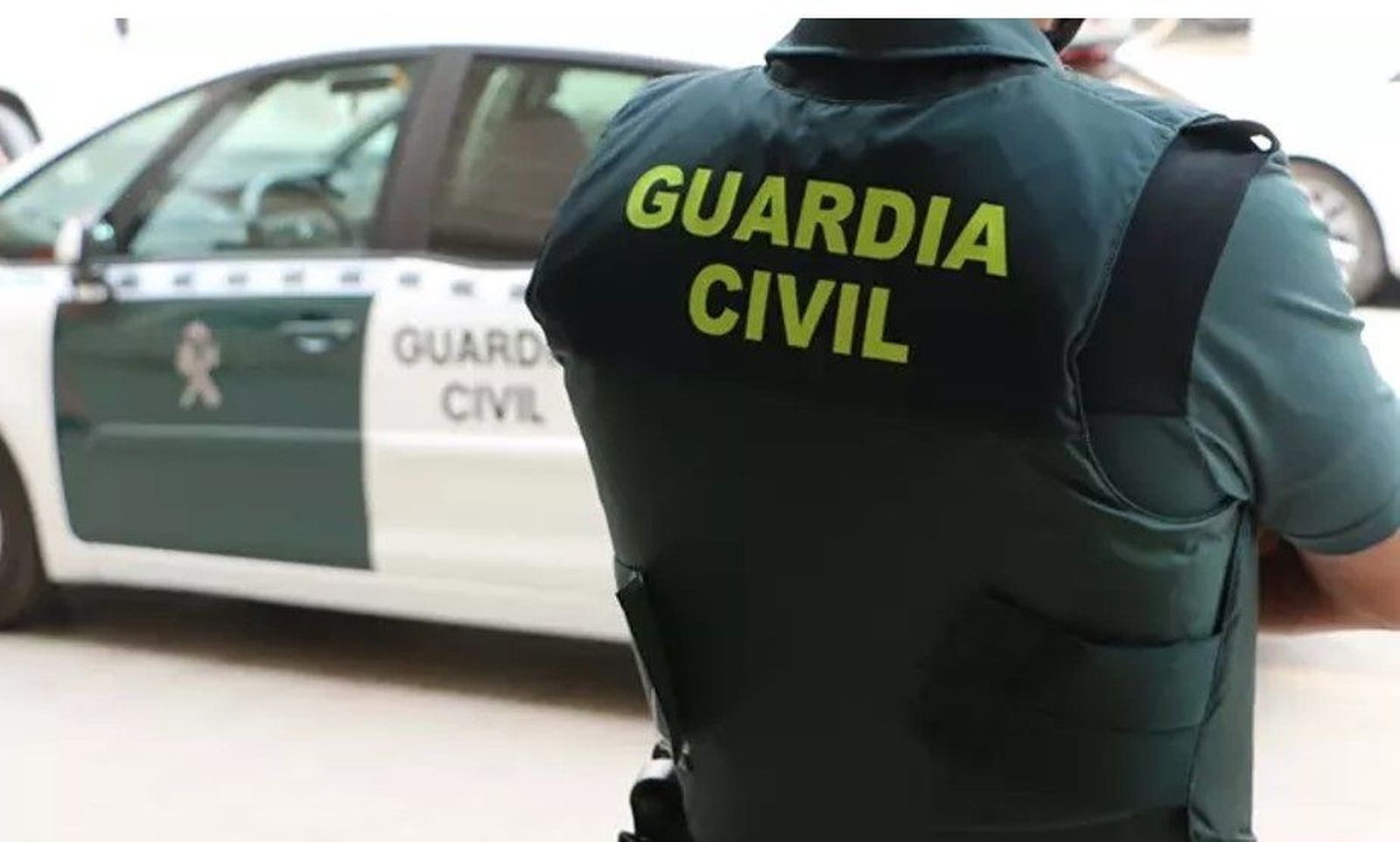 Un guardia civil atropellado durante una intervención contra el 'petaqueo' en Barbate (Cádiz)