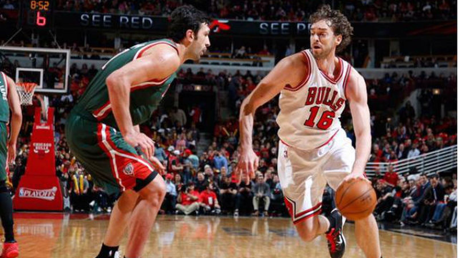 Pau Gasol ante los Bucks