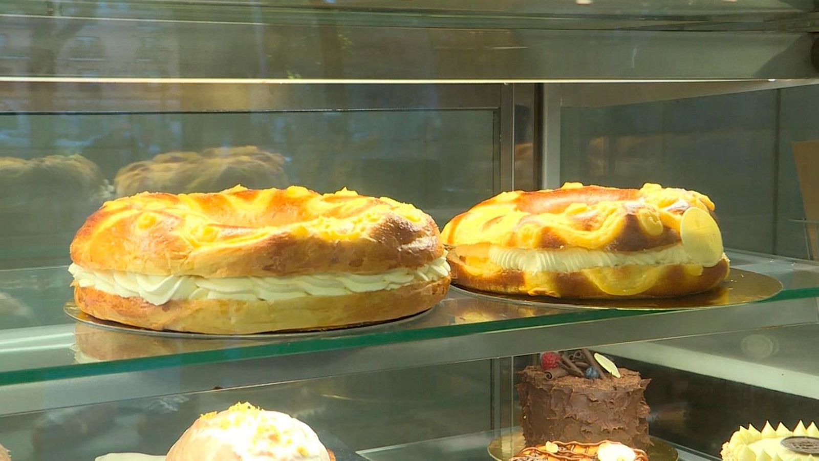 Los madrileños consumirán 290.000 piezas del dulce 'Corona de la Almudena'
