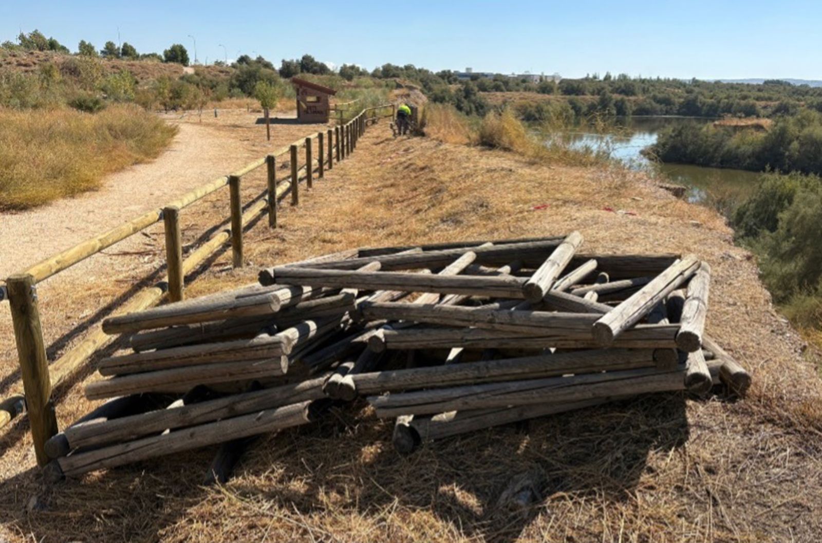 Trabajos de recuperación de humedales del Parque Regional del Sureste