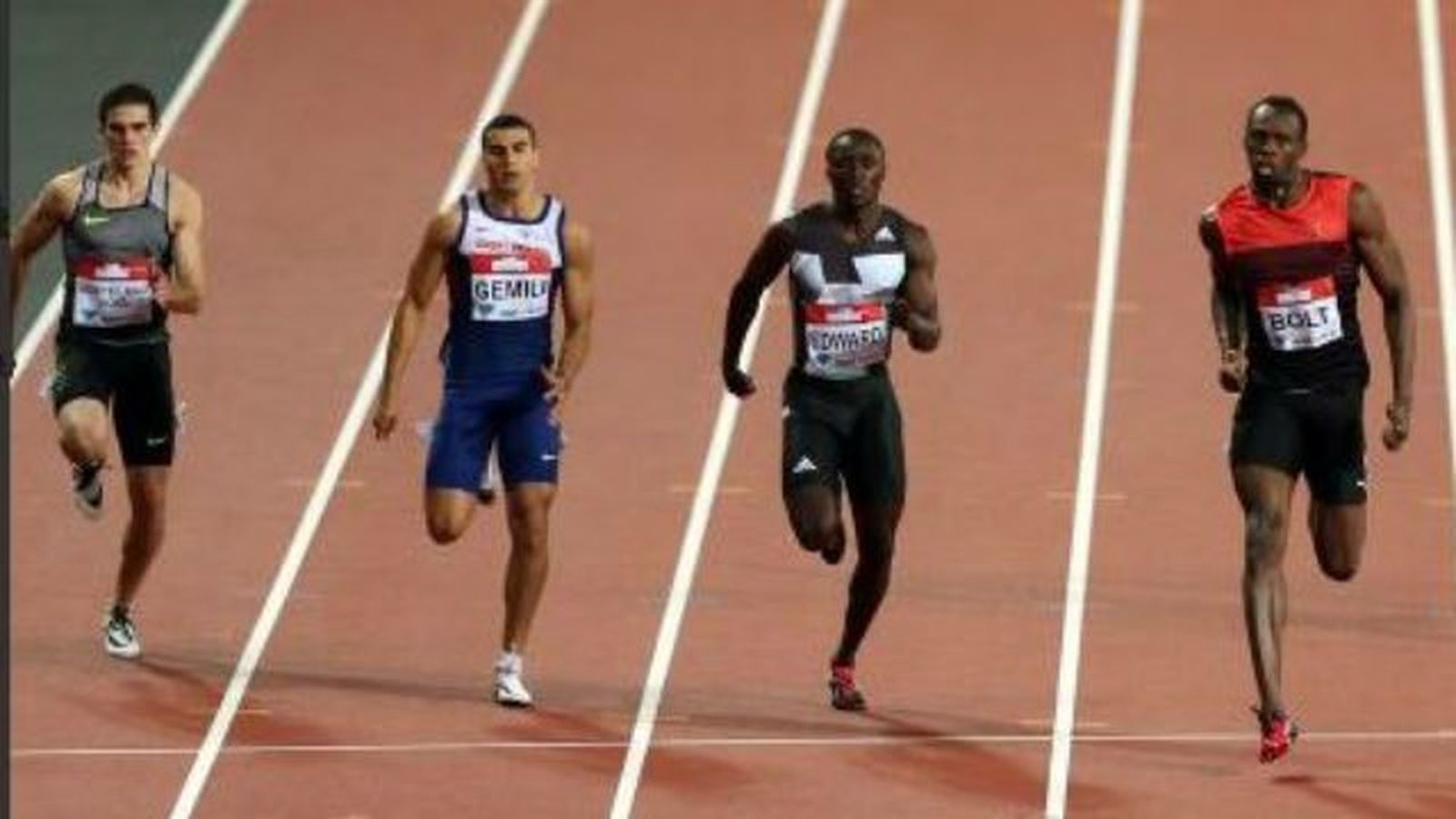 Hortelano bate el récord de España de 200 ante Bolt