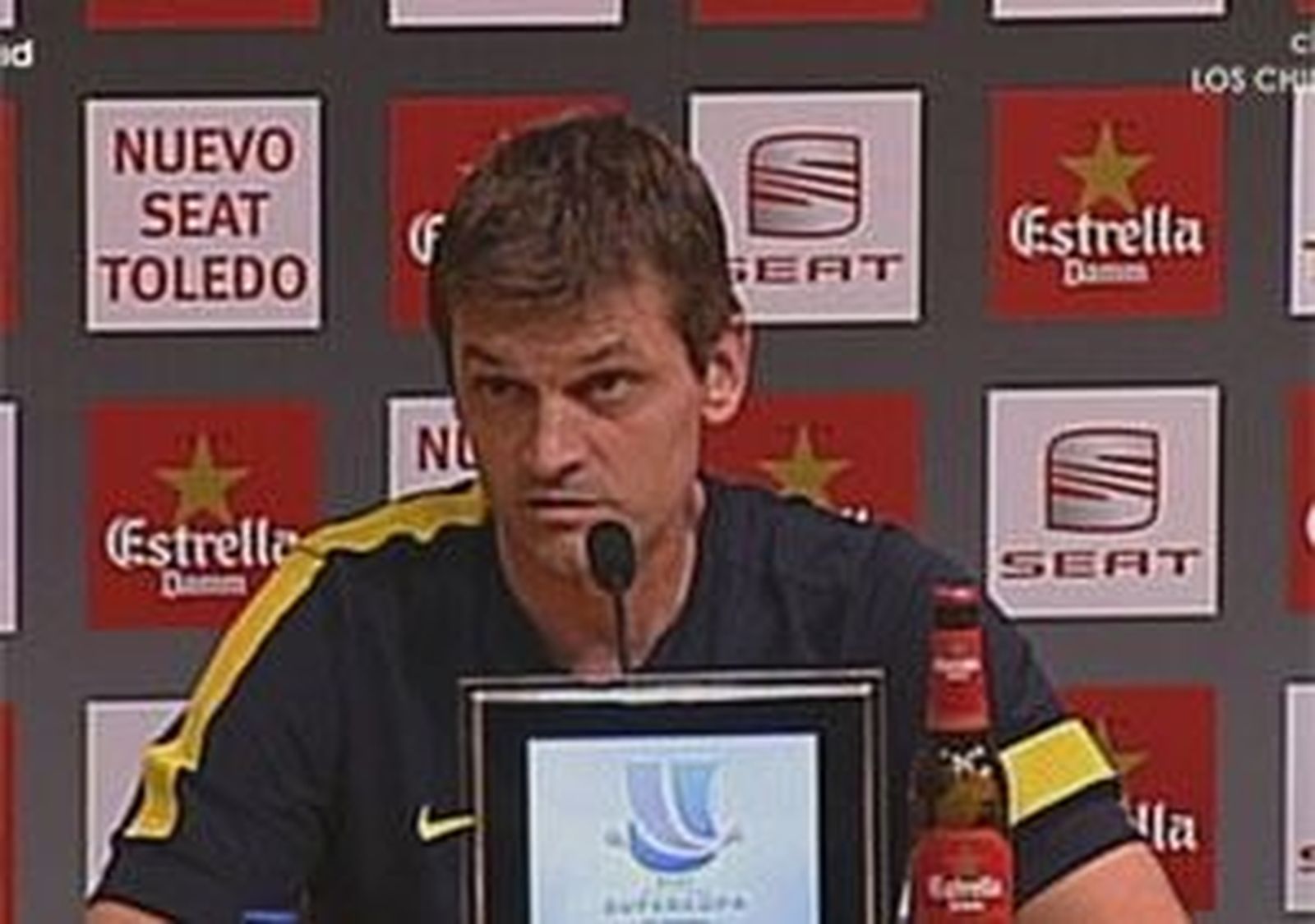 Vilanova: "Para ganar esta Supercopa tenemos que marcar en el Bernabéu"