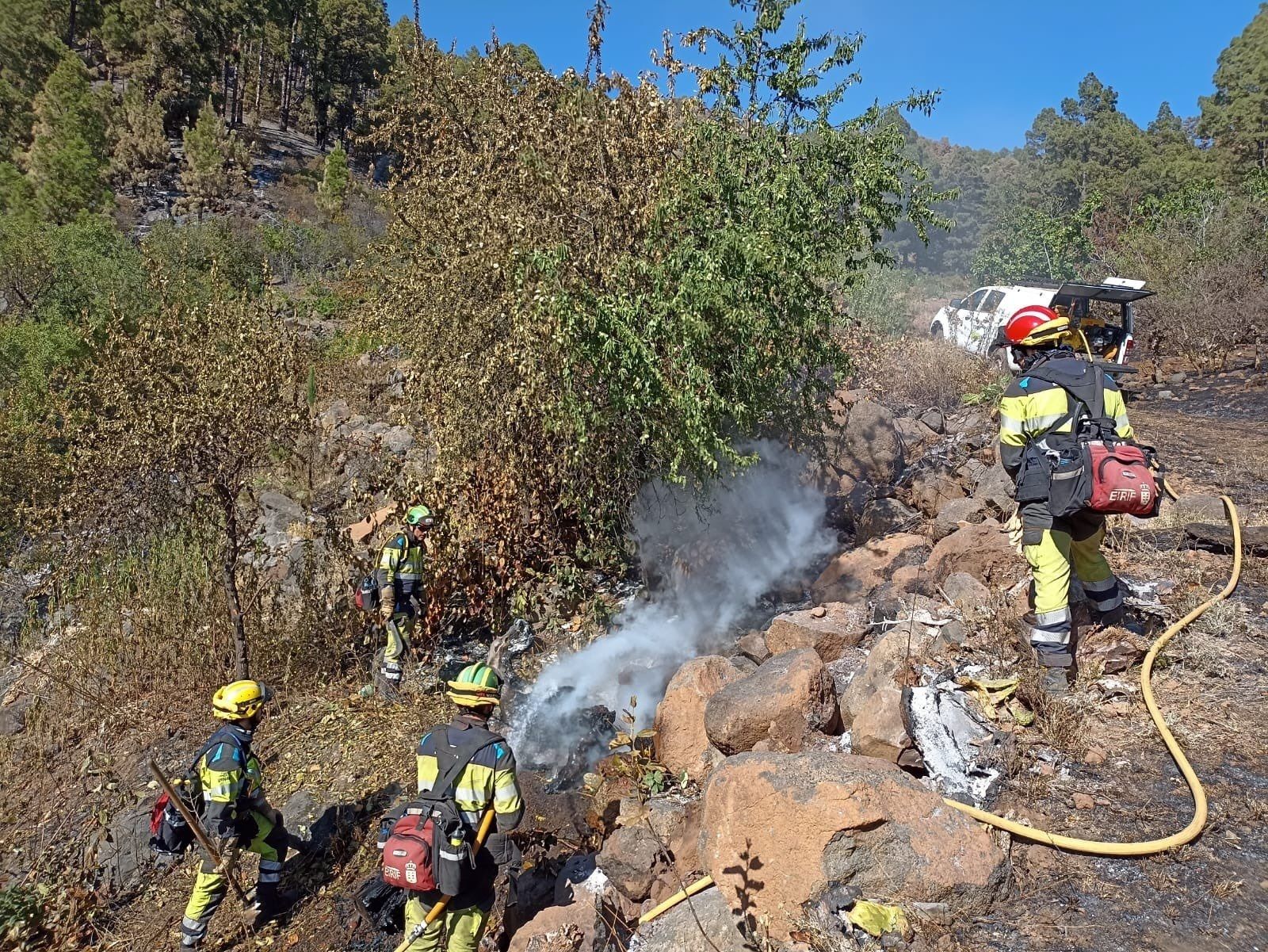 Controlado el incendio de La Palma, que baja a nivel 1 de emergencia