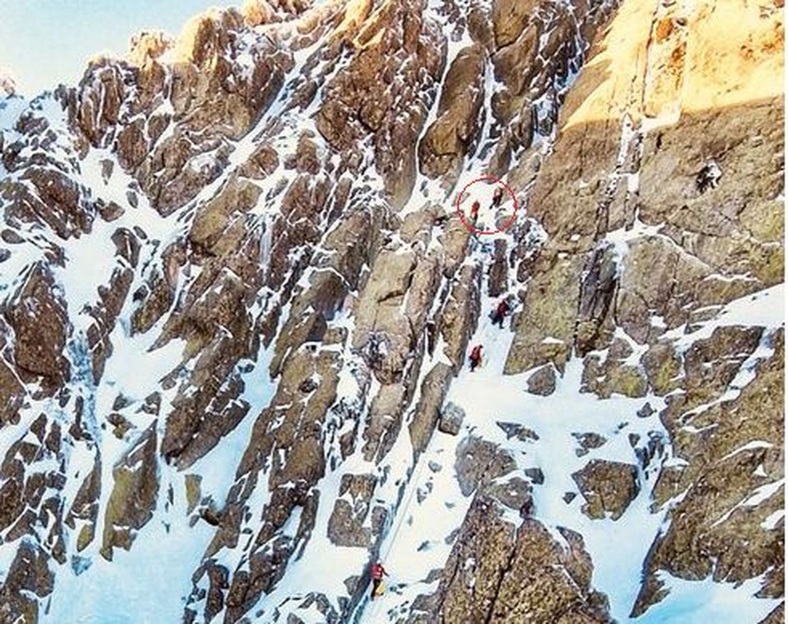 Rescates en montaña, sin coste para la víctima pero a un alto precio