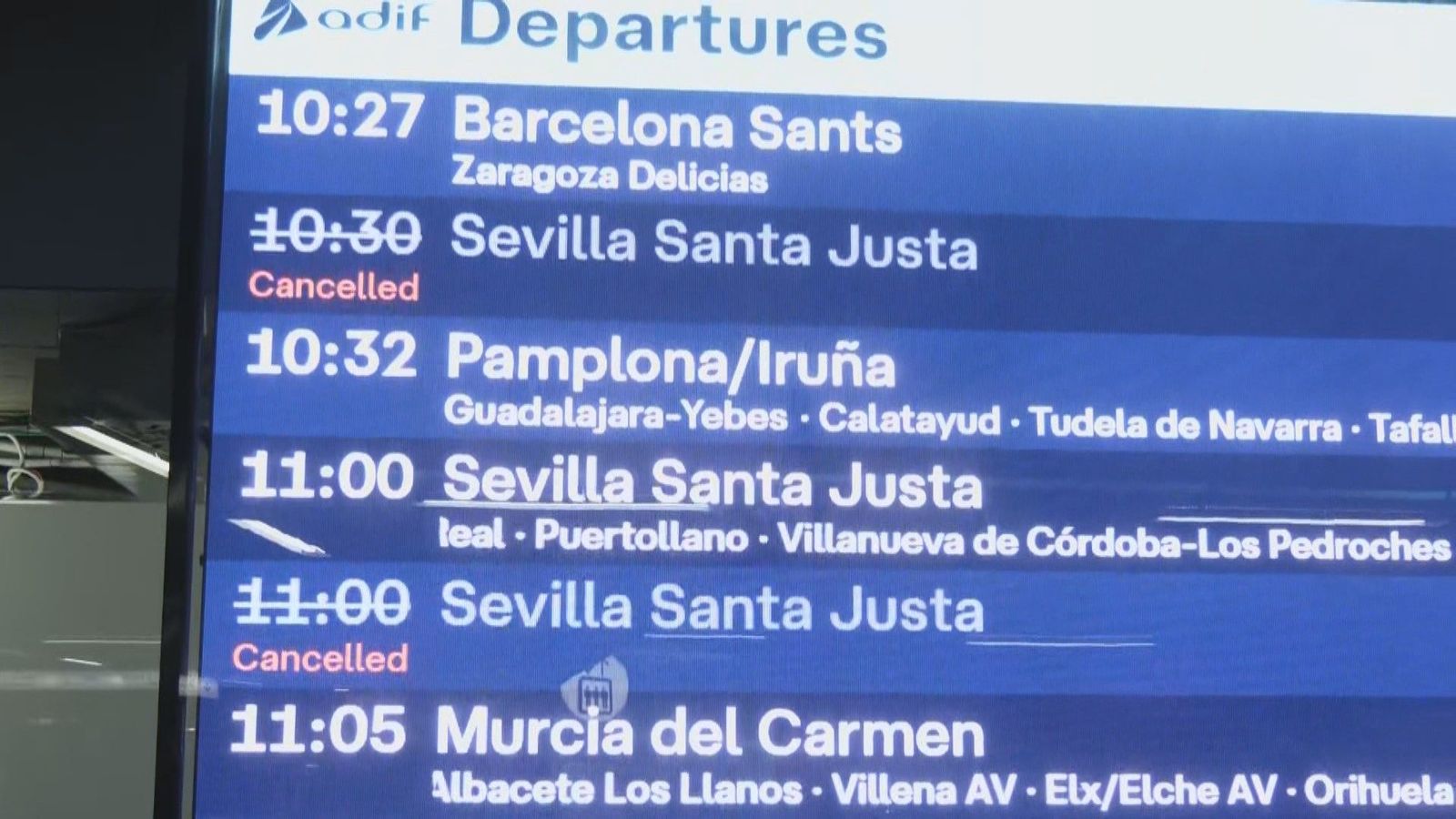 ¿A qué tenemos derecho si se cancela el tren del que ya teníamos el billete?