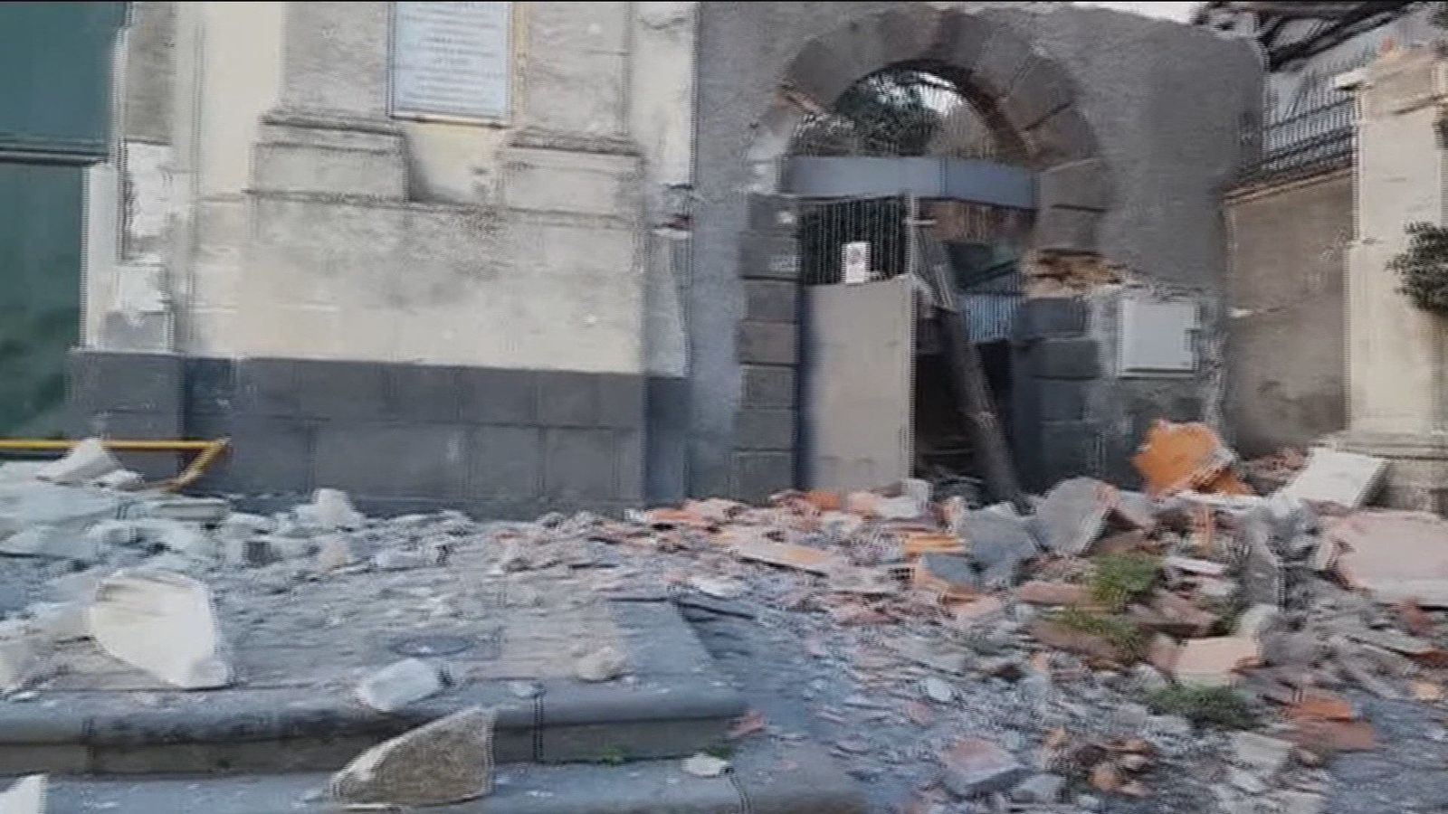 El terremoto en la falda del Etna deja 28 heridos y daños en viviendas y edificios en Catania