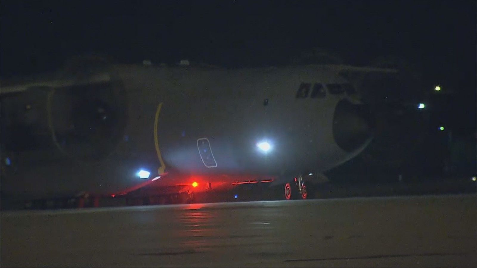 Aterriza en Torrejón el primer vuelo de Pakistán con afganos a bordo