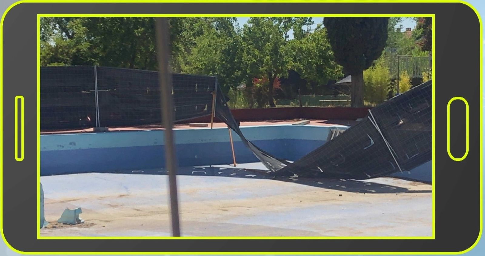 Los vecinos de Coslada denuncian el lamentable estado en el que se encuentra la piscina municipal