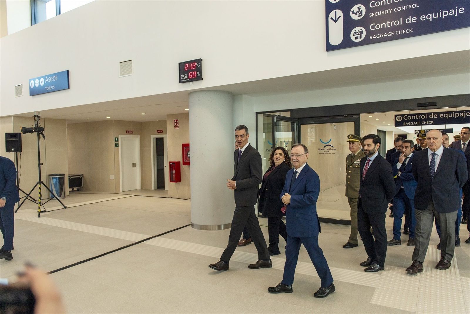 ¿Avisó Ceuta a Moncloa antes de la entrada masiva?
