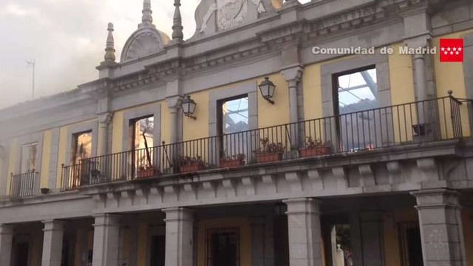Arde el salón de plenos de Brunete