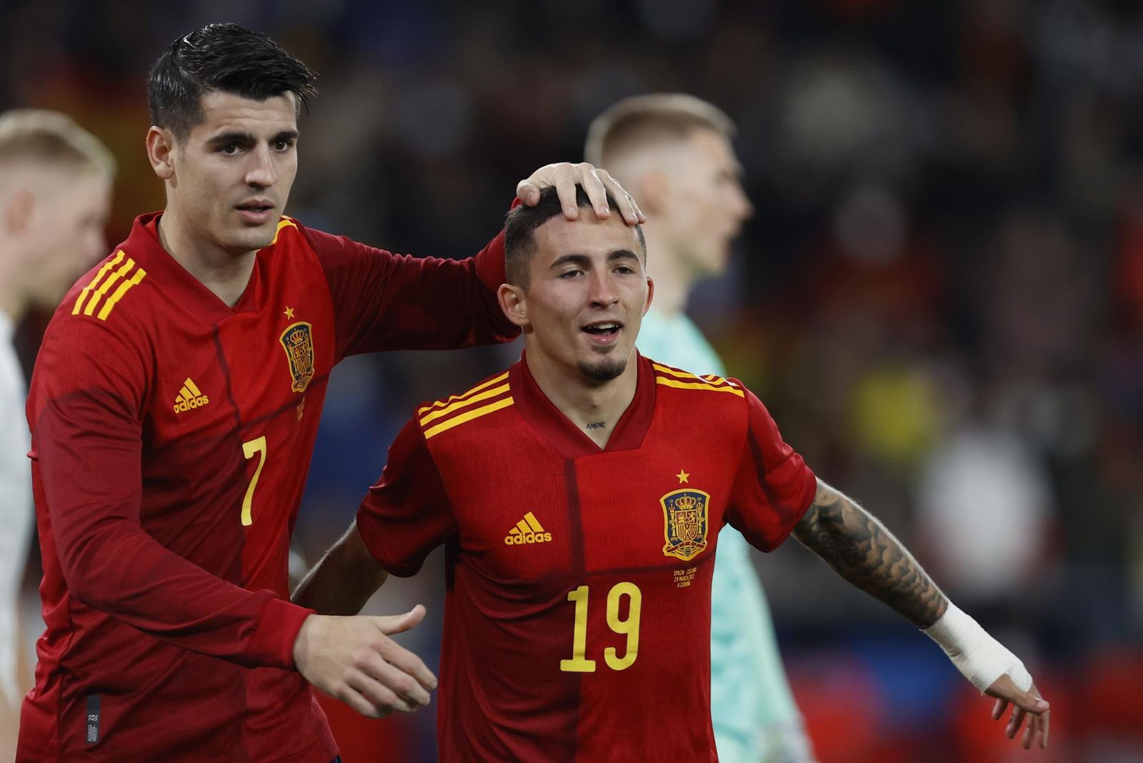 Morata felicita a Yeremi