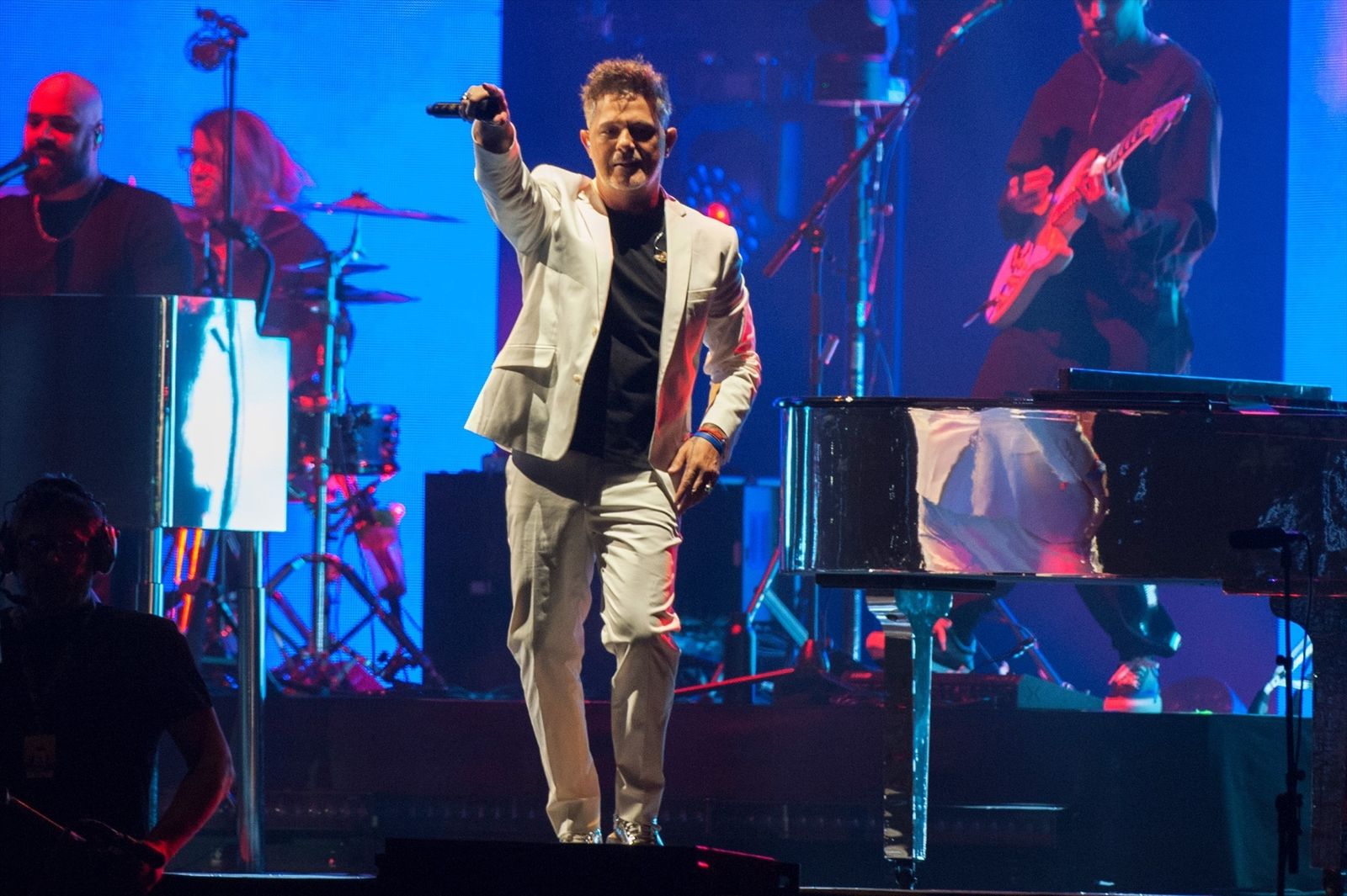 Alejandro Sanz durante un concierto