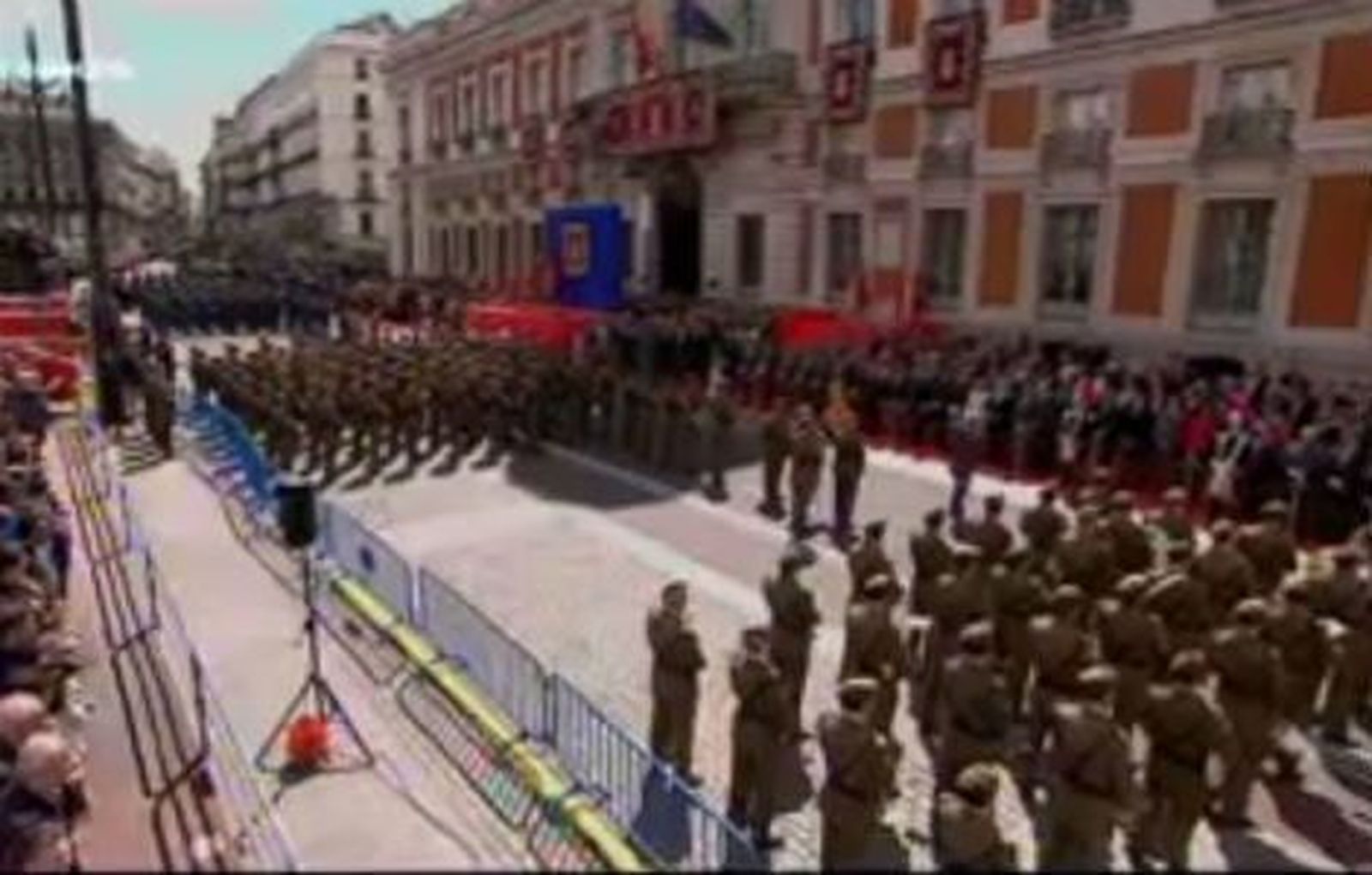 González reivindica la vigencia de "nación, libertad y soberanía nacional"