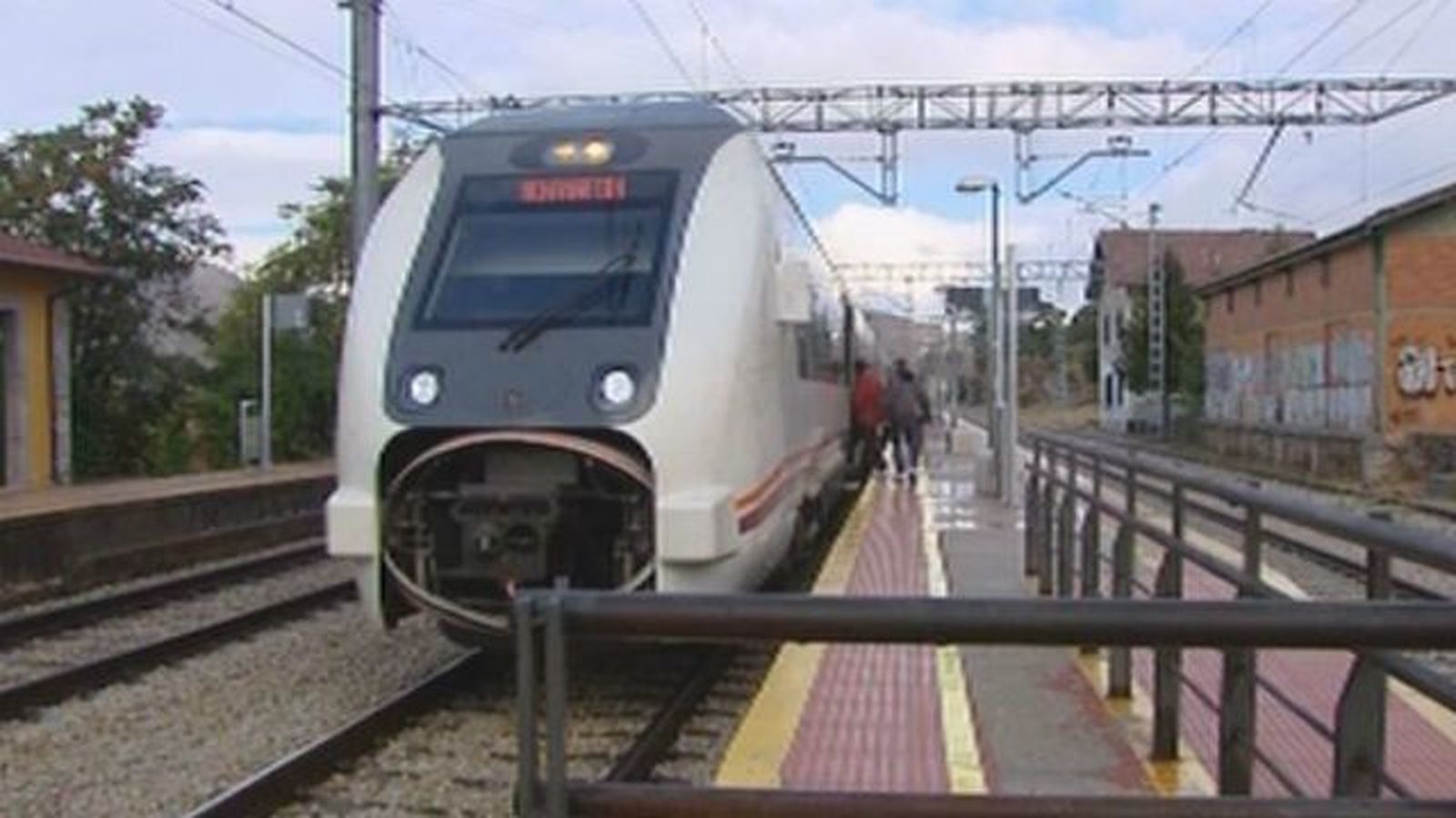 Robledo de Chavela demanda su estación de tren en el servicio de Cercanías