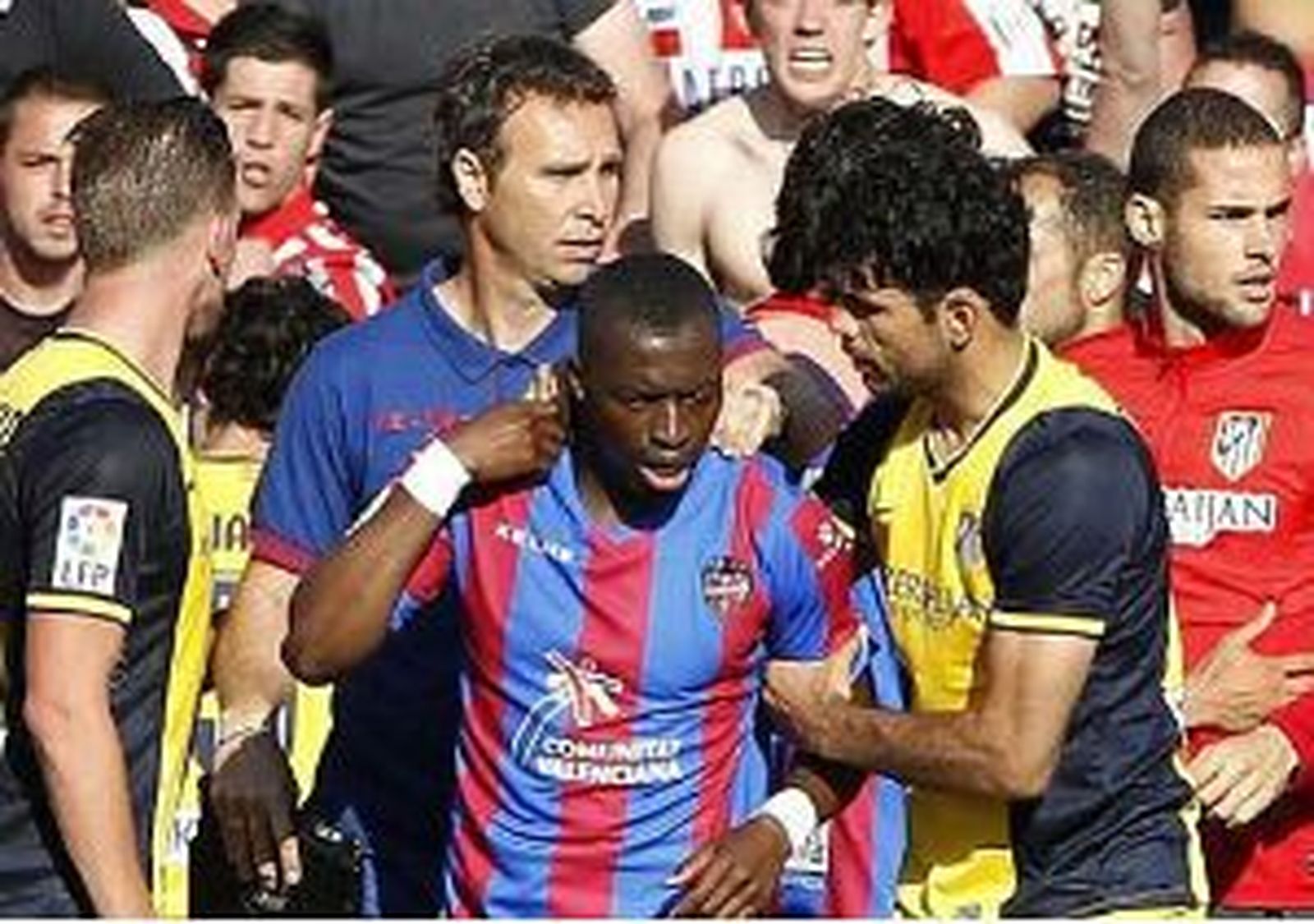 Diop, víctima de insultos racistas en el Levante-Atlético